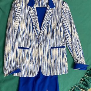 Pant suit